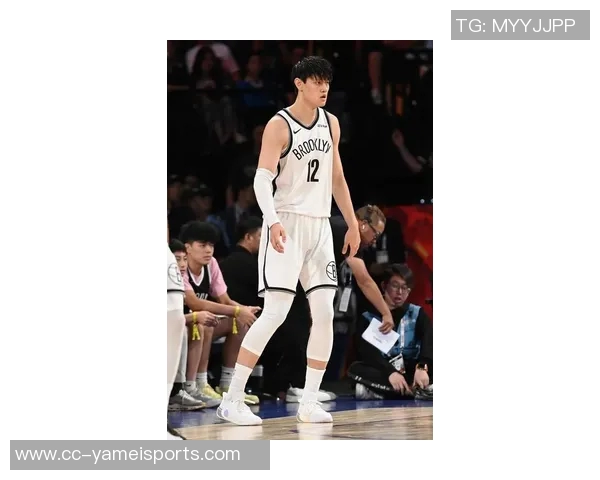 卡梅隆托马斯赞曾凡博篮球智慧与文化交流的双重贡献