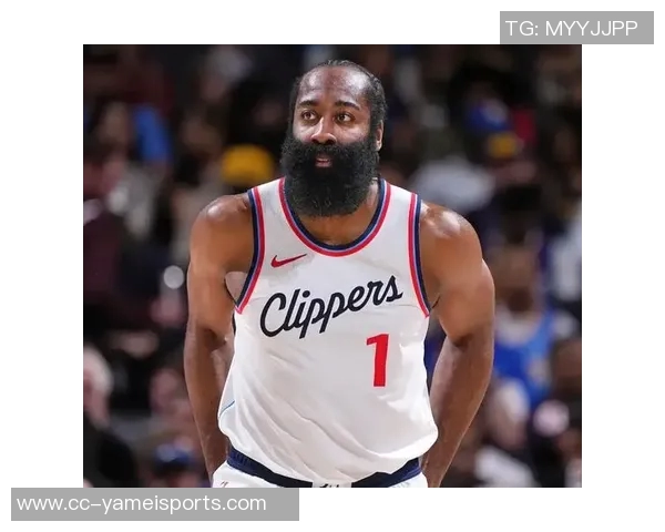 哈登全场表现亮眼贡献20分6板13助3断但7次失误影响球队节奏 哈登全场表现亮眼贡献20分6板13助3断但7次失误影响球队节奏