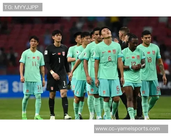 新国足应重视速度与冲击力过度畏惧失误只会失去主动权 新国足应重视速度与冲击力过度畏惧失误只会失去主动权