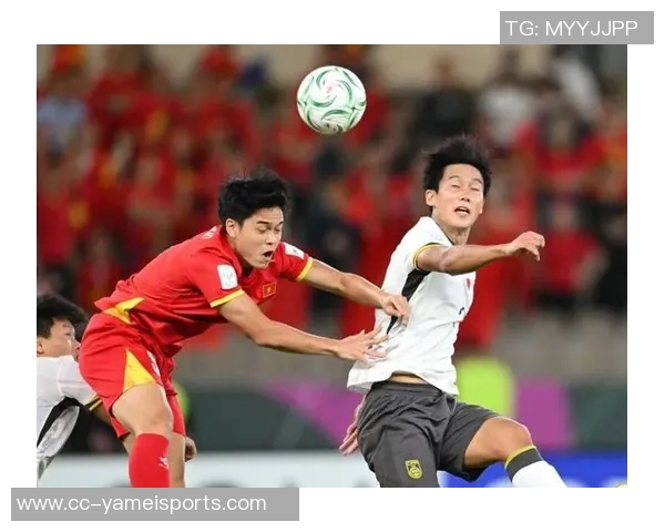 U23国足今晚身穿白色球衣迎战红色主队越南队全力争胜